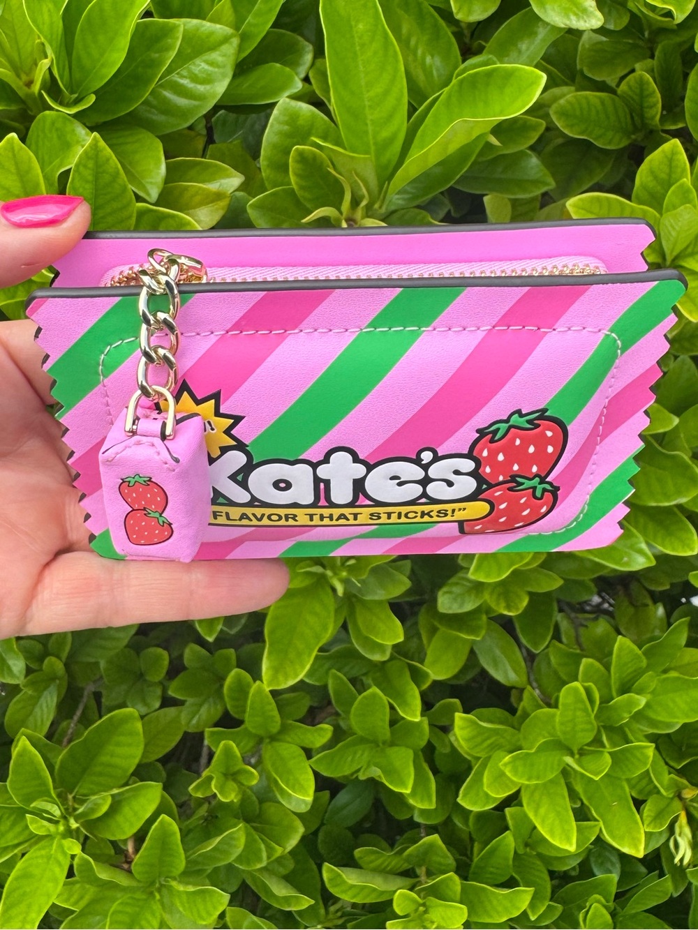 Kate Spade Bubble Gum 3D Small Card Holder - Picture 2 of 4